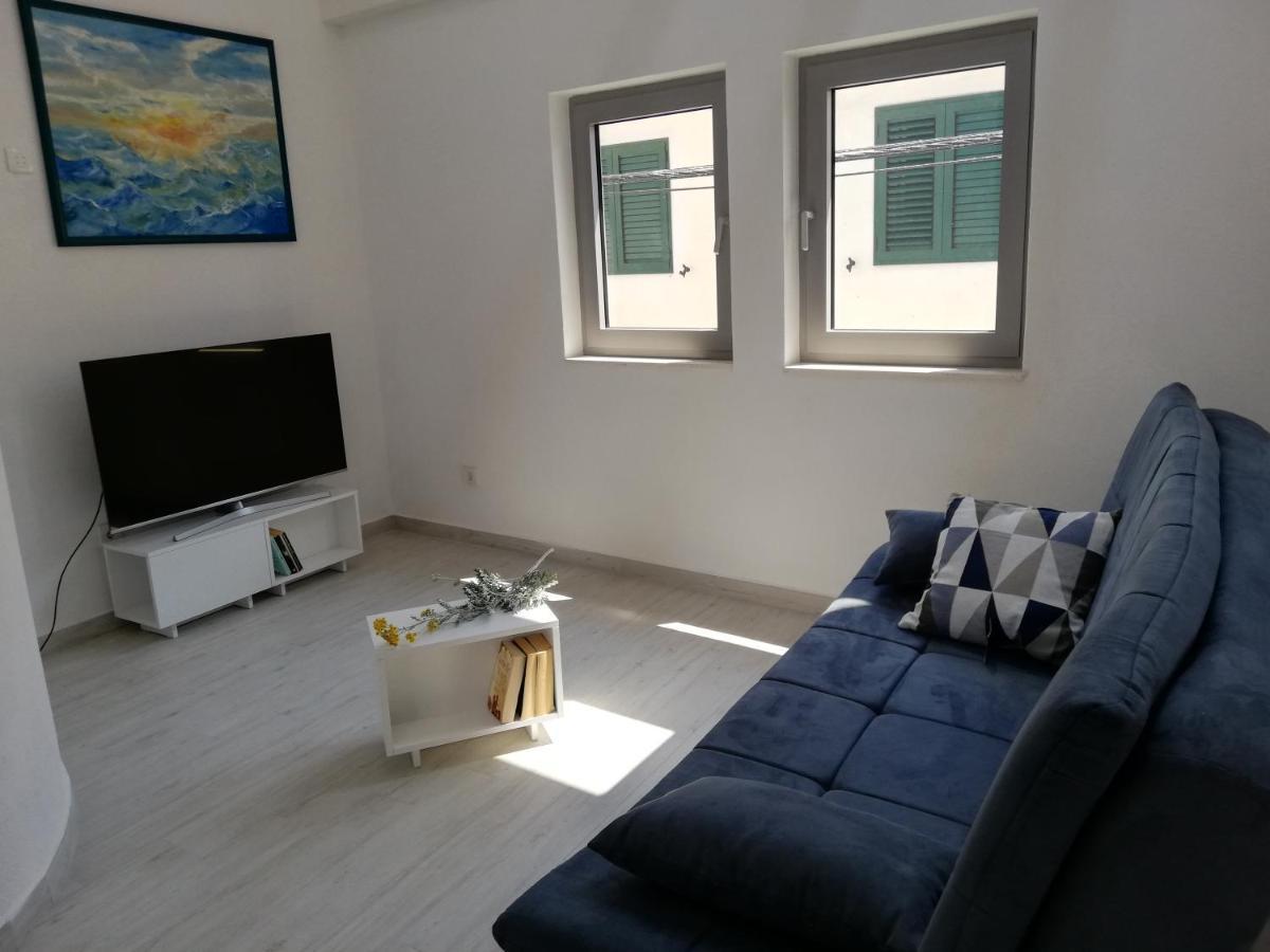 Markov Place Murter Exterior foto